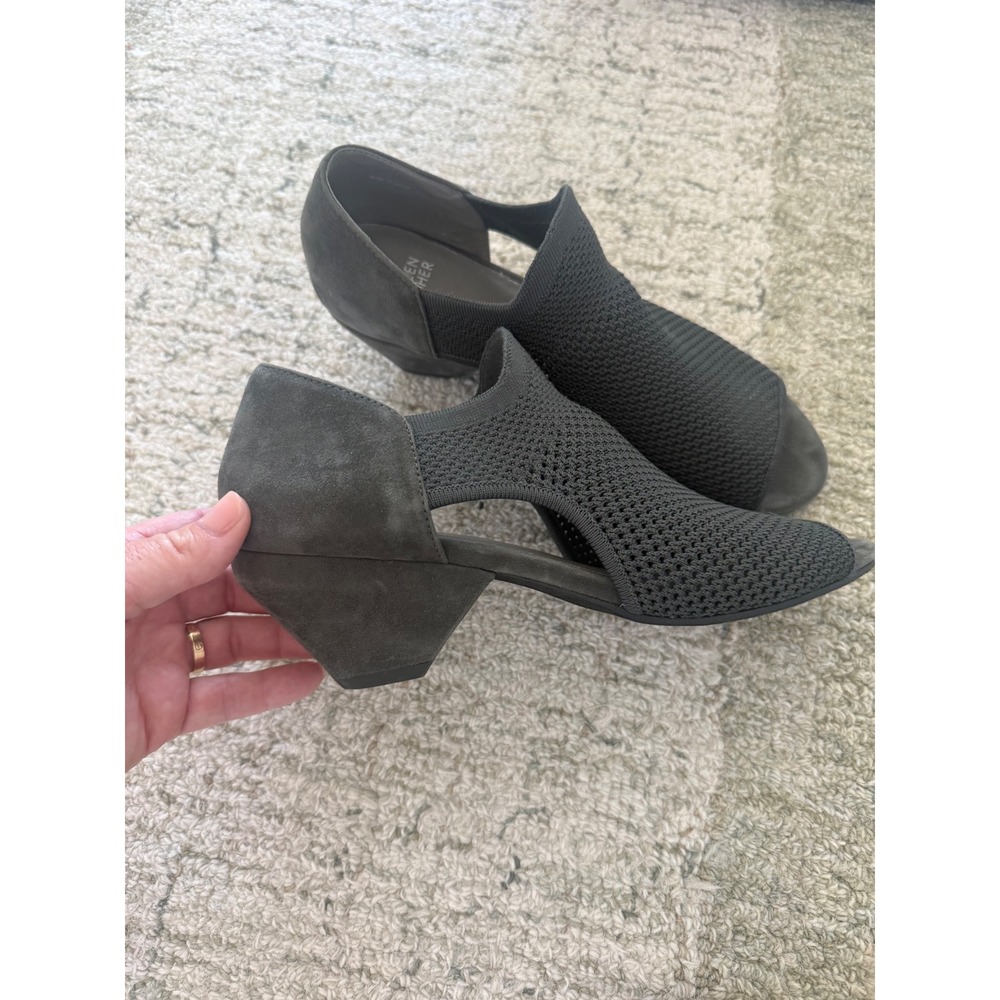 Eileen Fisher "Wink" sandals Size 10